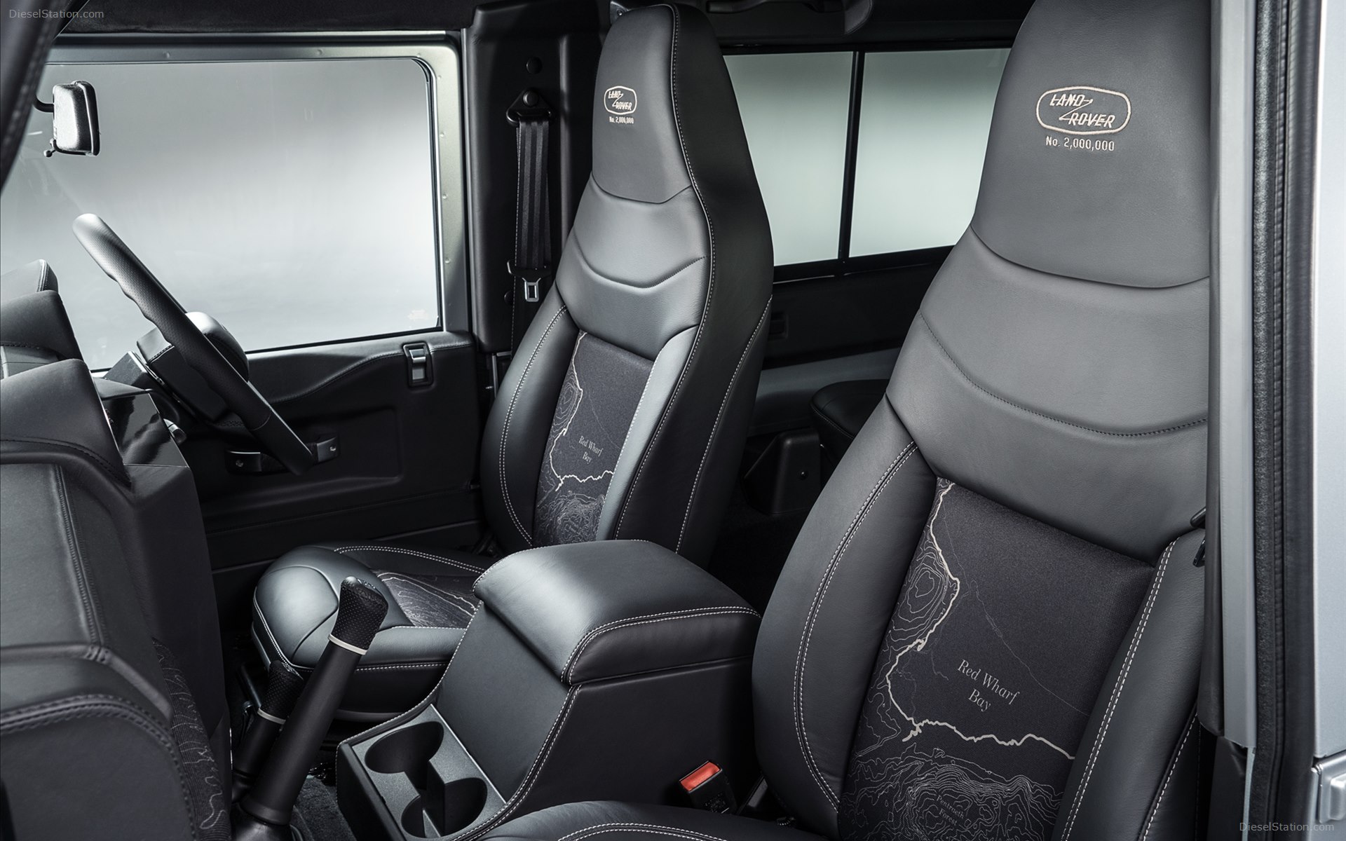 Land Rover Defender 2 Million 2015